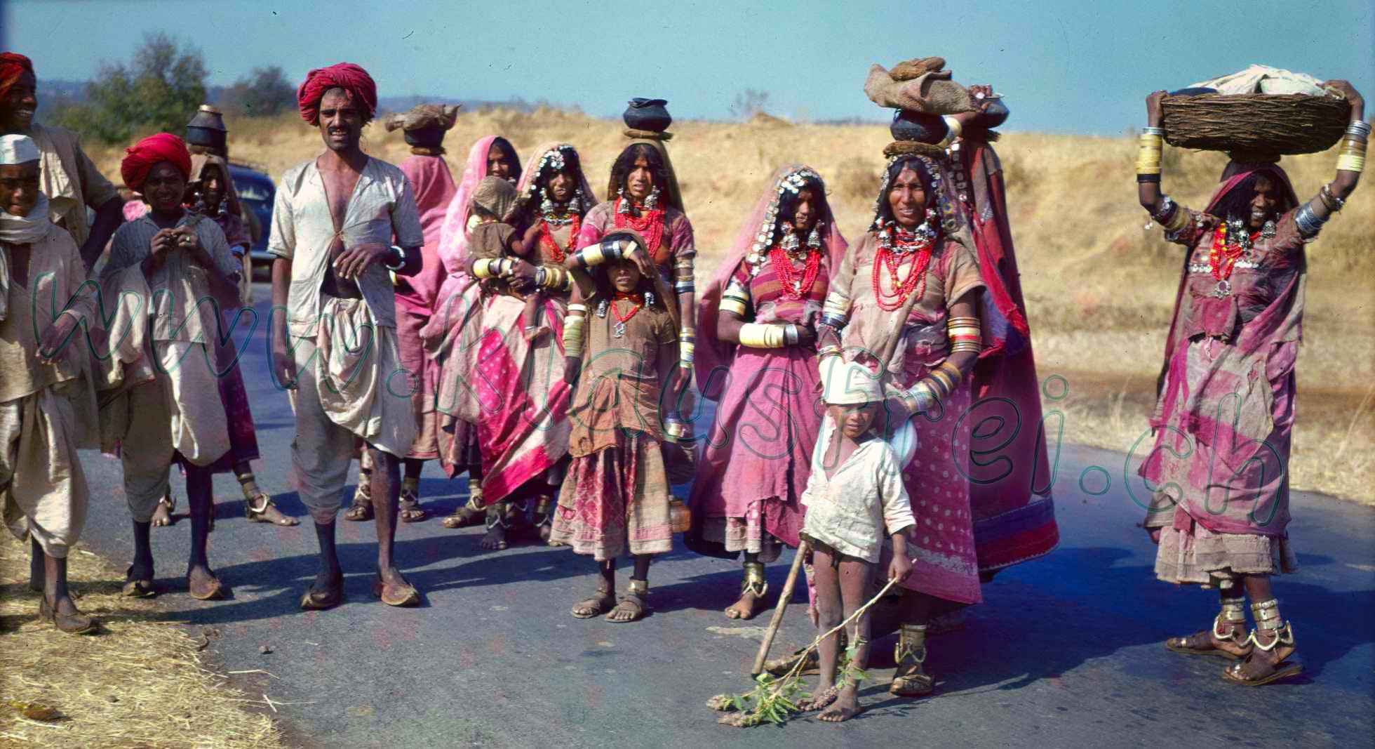 Eine Gruppe Bauern im indischen Bundesstaat Rajasthan